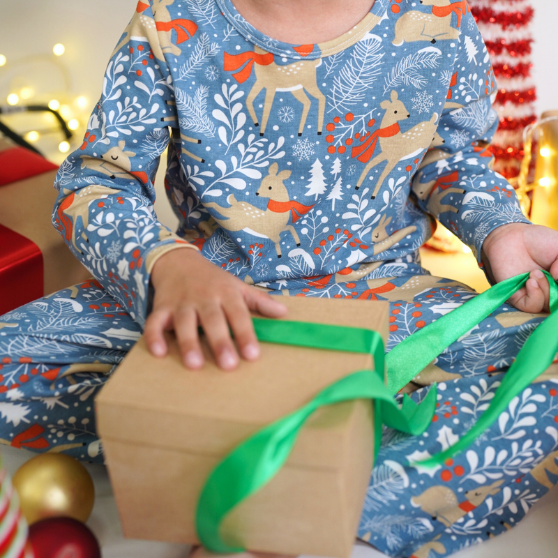 2-piece Kids Pajama Set - Reindeer