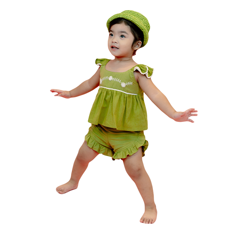 Floral Flair Siar Ruffled Sleeve Embroidered Top and Shorts with Hat Light Green
